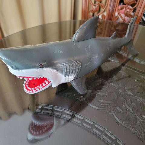 20 inch JAWS shark with moveable jaw and lighted eyes