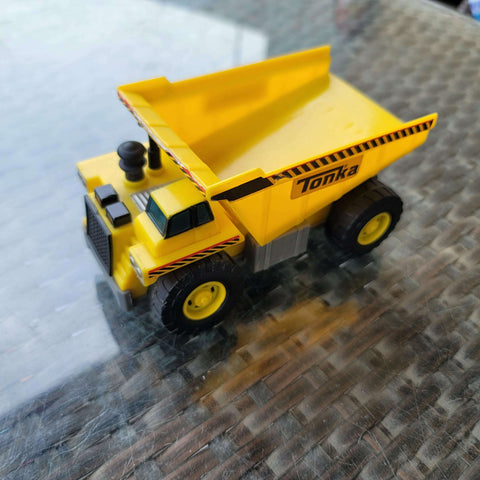 Small dumptruck