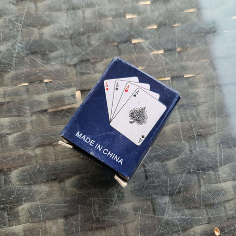 Mini playing cards (colour may vary)