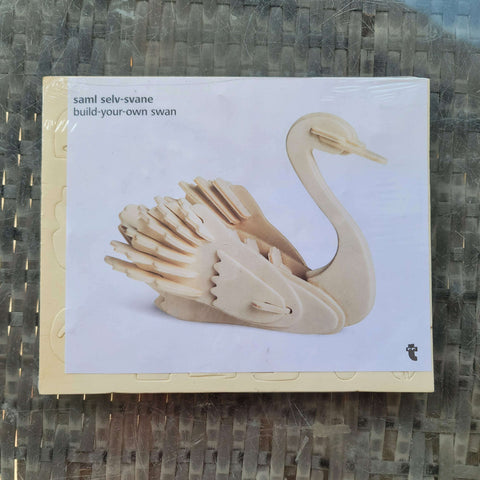 Wood Craft: Swan