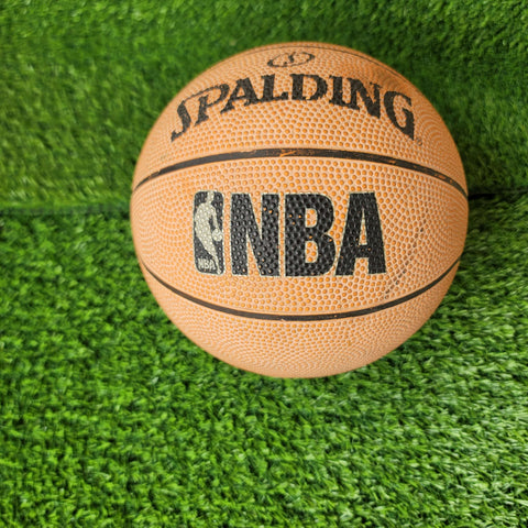 Baskbetball size 3, Spalding NBA