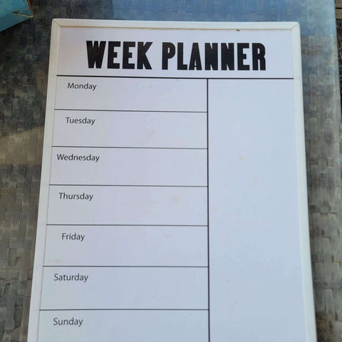 Weekly planner board