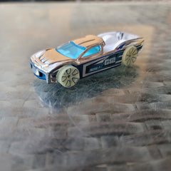 Hot wheels/ matchbox/ mattel 16