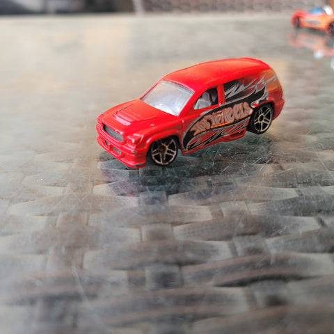 Hot wheels/ matchbox/ mattel 18