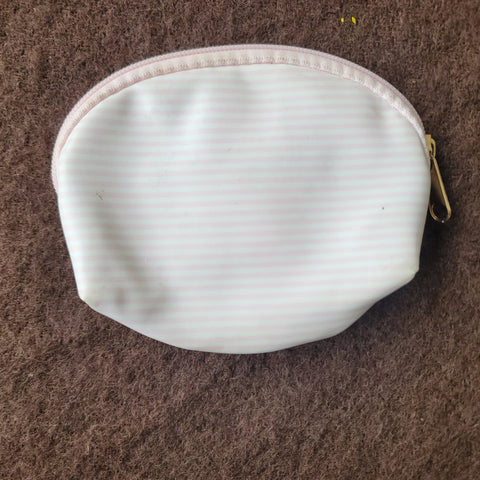 pouch, white