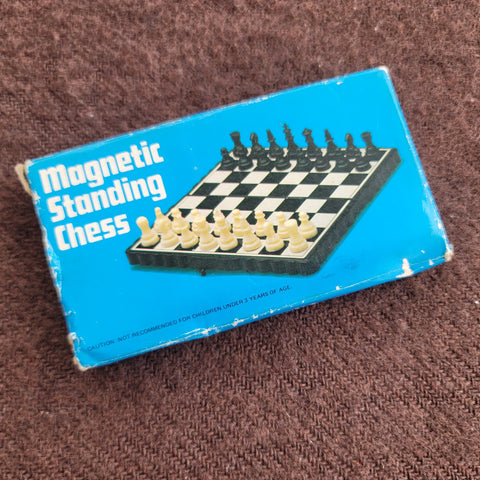 magnetic chess set