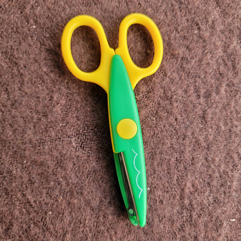 Patterned scissor