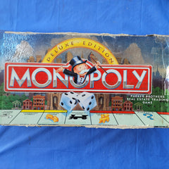 Monopoly deluxe