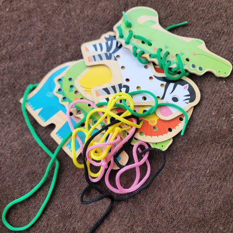 lacing cards- animals