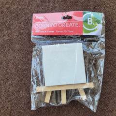 mini canvas with easle