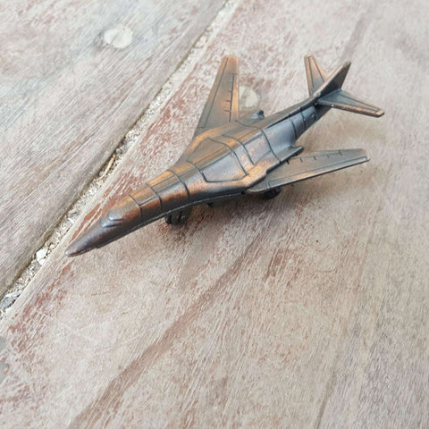 small metal jet