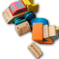 Assemble your own wooden cars x 3 - Toy Chest Pakistan