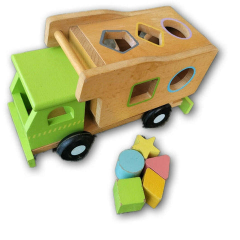 Shape sorter truck ( has 5 shapes instead of 7)