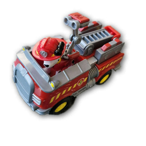 Paw Patrol fire engine with pup