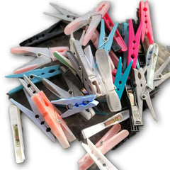 pegs - Toy Chest Pakistan