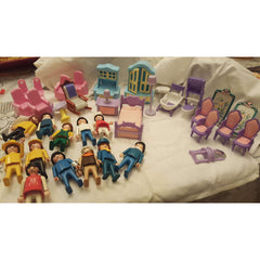 Playmobil people with assorted items - Toy Chest Pakistan