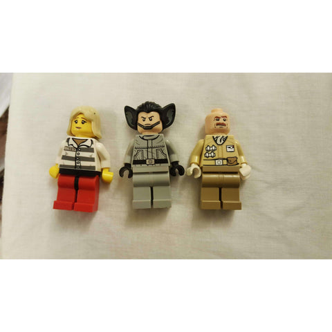 3 Lego Mini Figures