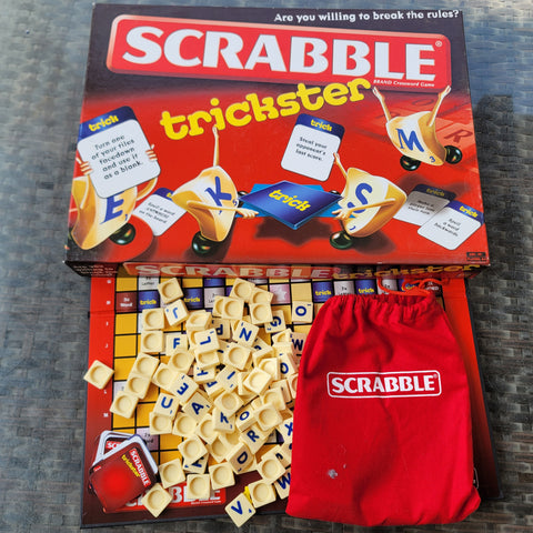 Scrabble Trickster - stands replaced