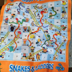 Snakes and ladder felt floor mat with pawns and deice