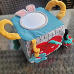 Sensory cube for babies