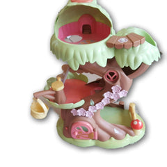 ELC Tree house without dolls. - Toy Chest Pakistan