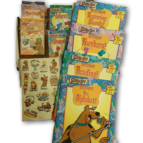 Large Scooby Dooby Book And Flash Card Set