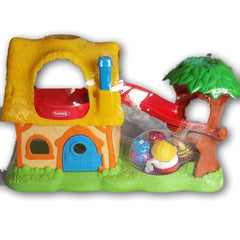 Playskool Weebles Cottage & Tree house with four figures - Toy Chest Pakistan