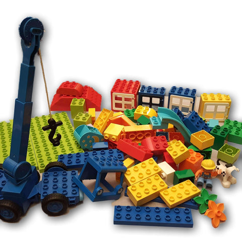 Lego Duplo Set Of 100 (With Crane)