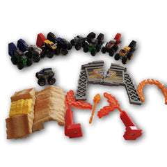 Monster Jam Launching cars with ramp - Toy Chest Pakistan