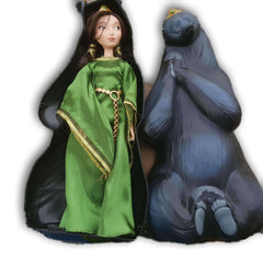Disney / Pixar BRAVE Movie Exclusive Doll Set Queen Elinor Bear - Toy Chest Pakistan