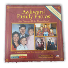 Awkward family photos - Toy Chest Pakistan
