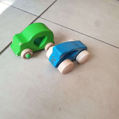 2 wooden cars