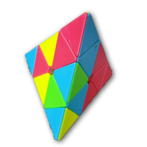 Triangular Rubiks Cube